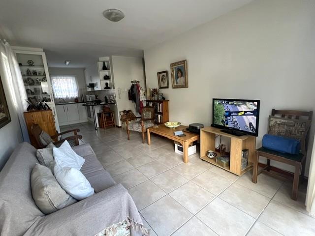 1 Bedroom Property for Sale in Walmer Eastern Cape